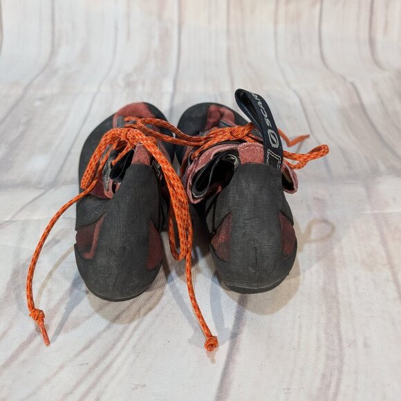 SCARPA Women's Red Grey Climbing Shoes Lace-Up - Picture 4 of 8